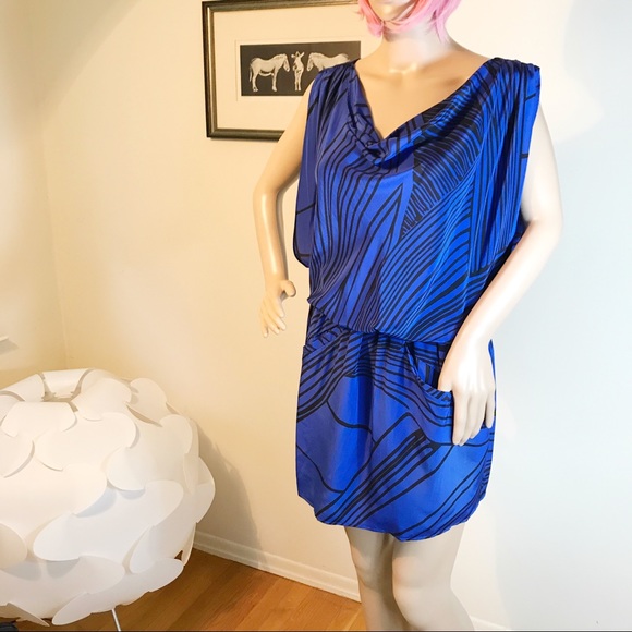 Yumi Kim Gemma Dress Off shoulder pockets Medium - Picture 4 of 8